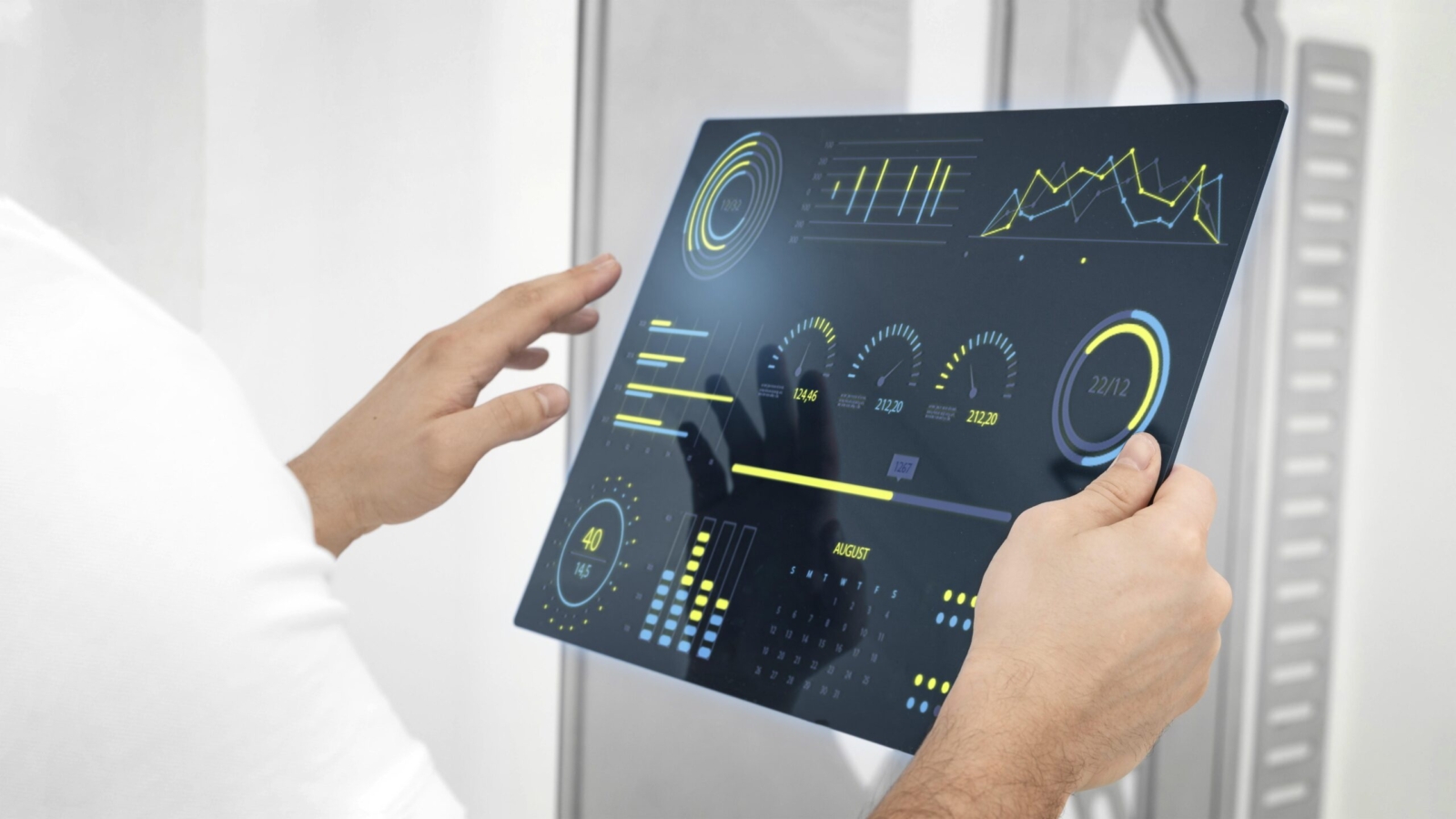 data annotation how it helps in people crowd management at crowded markets and railway stations